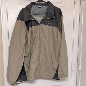 Columbia Men's Black and Tan Jacket